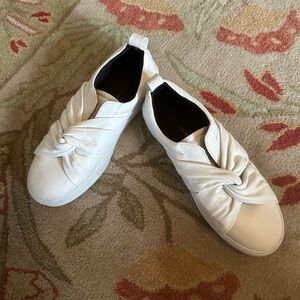 Rebecca Minkoff summery white Slip on’s.